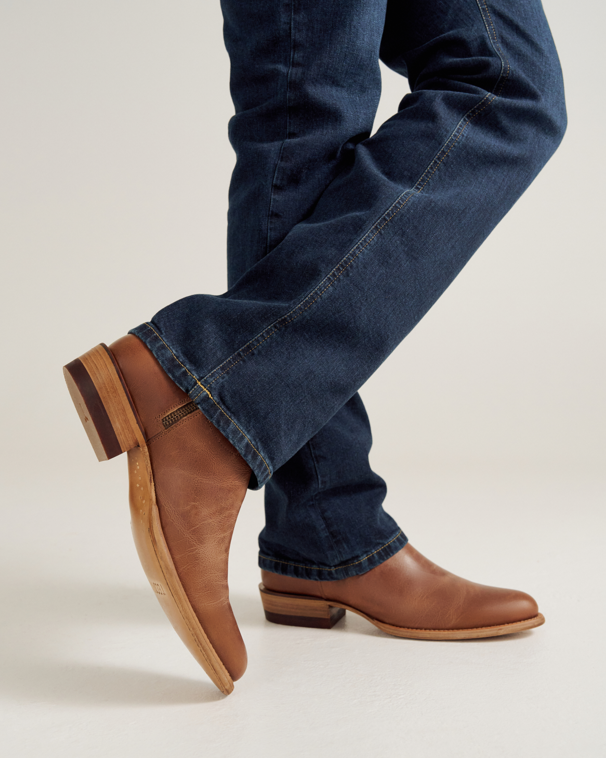 The Dean - Whiskey Roughout