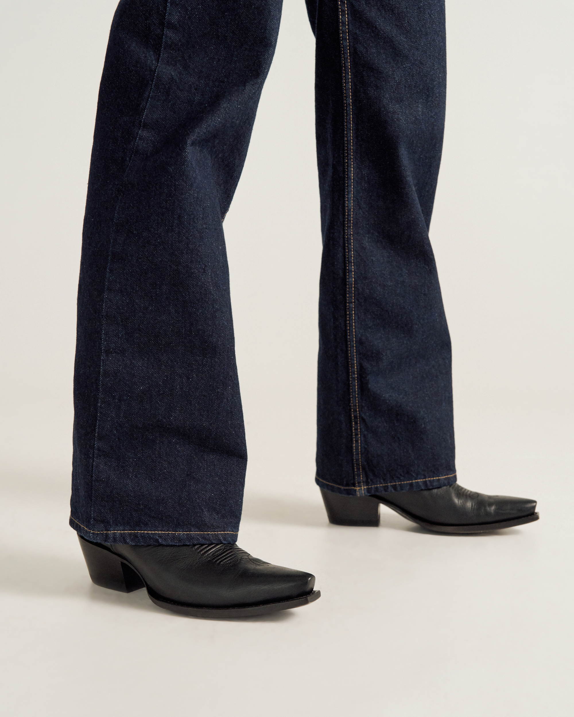 The Sadie - Midnight Cowhide