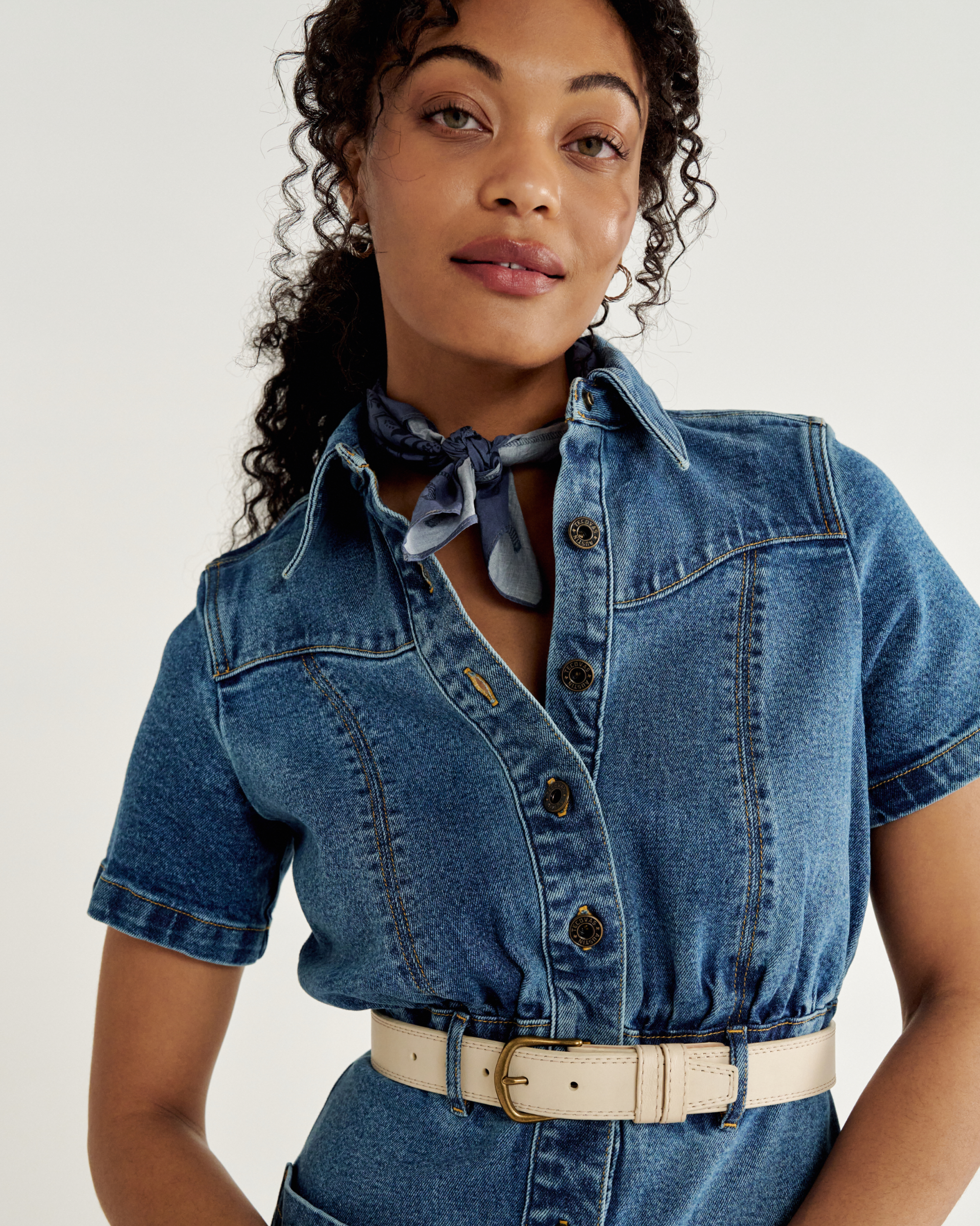 Women's Short Sleeve Denim Dress - Medium Wash Denim