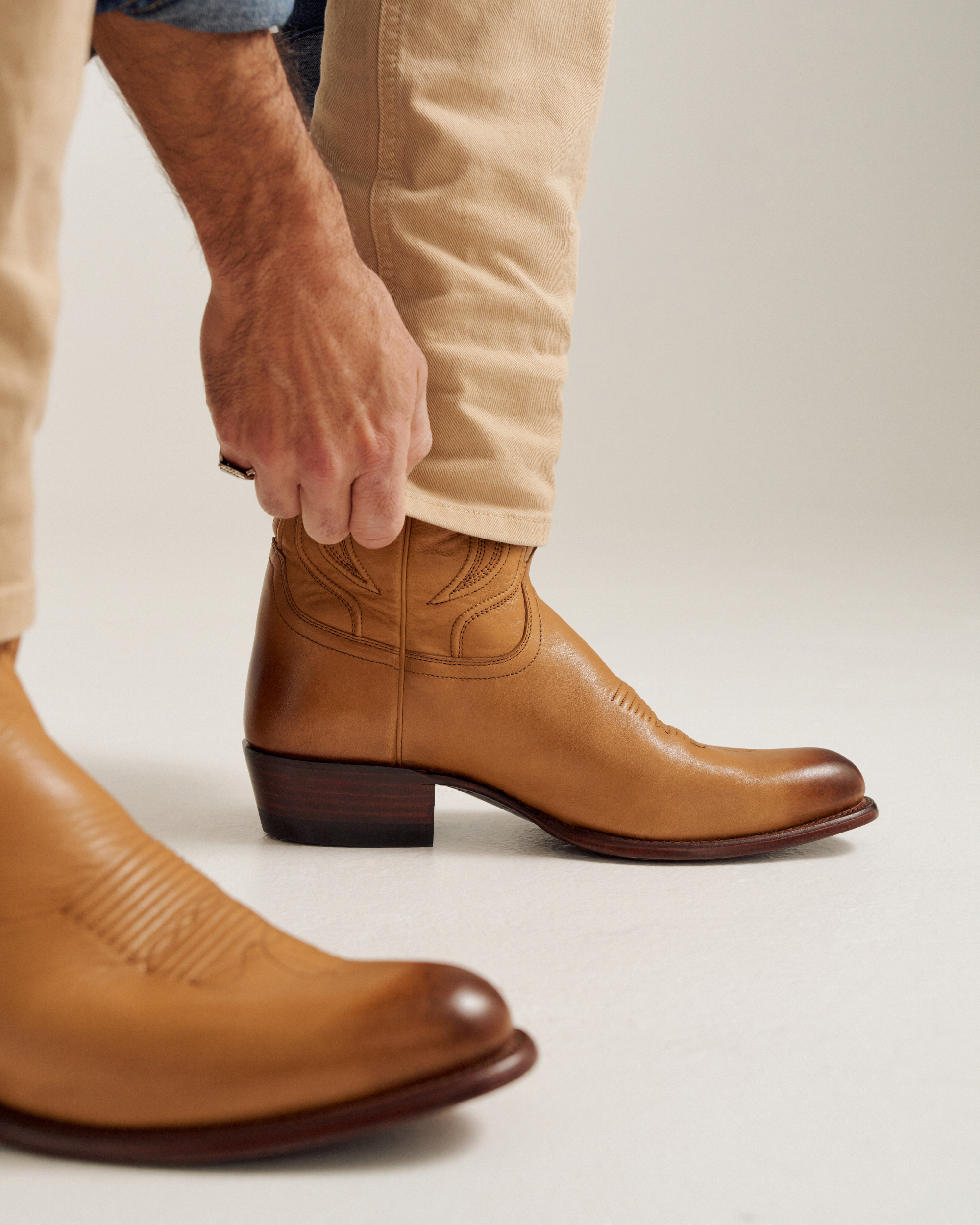 The Cartwright - Desert Cowhide
