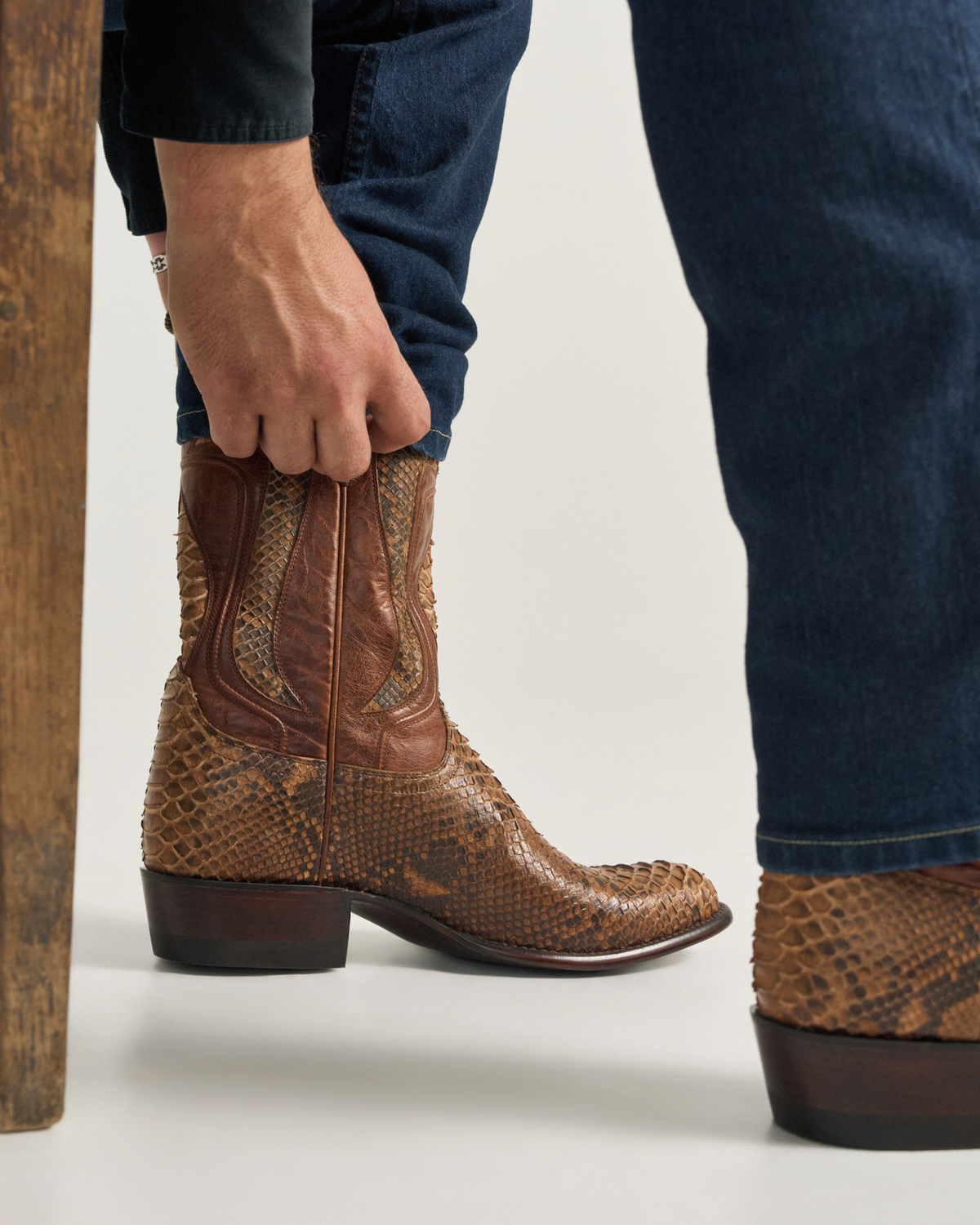 The Cartwright Craft - Saddle Python