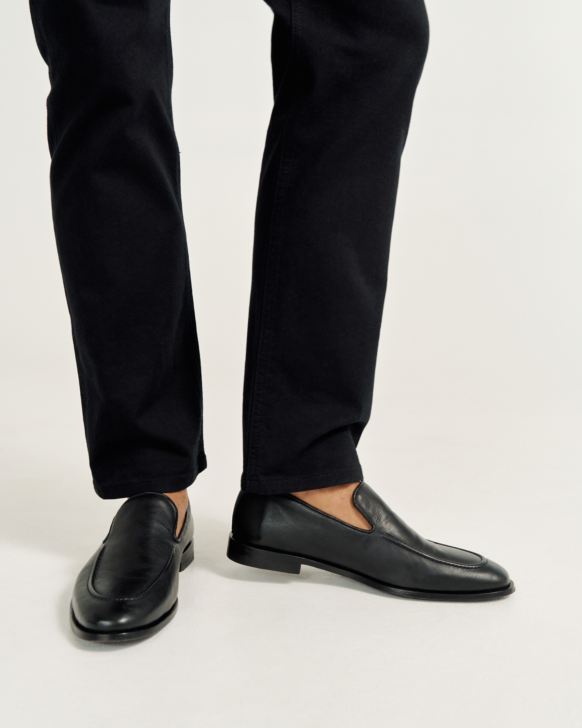 The Bennett - Midnight Calfskin