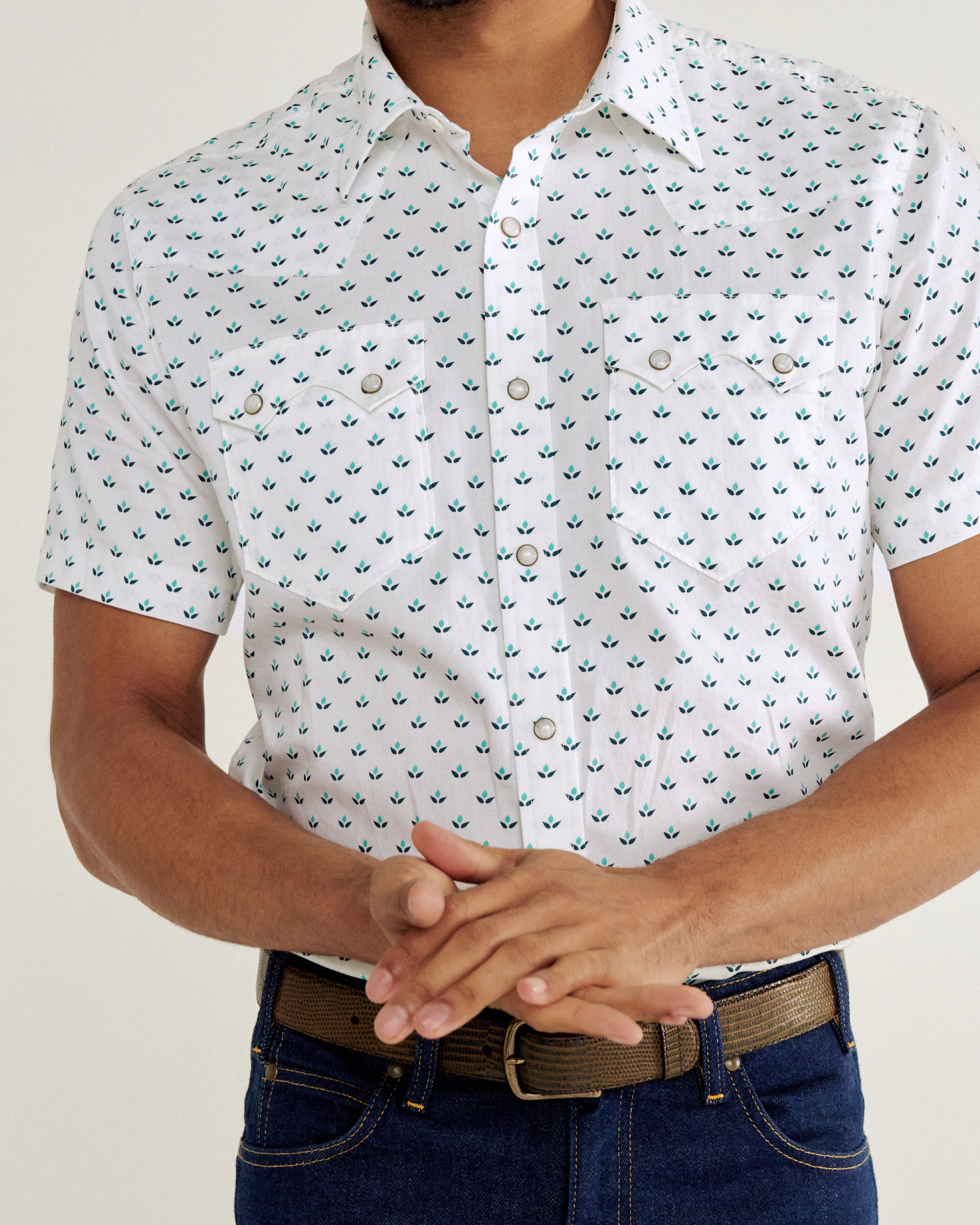 Men's Sawtooth Short Sleeve Pearl Snap - White Blue Cotton
