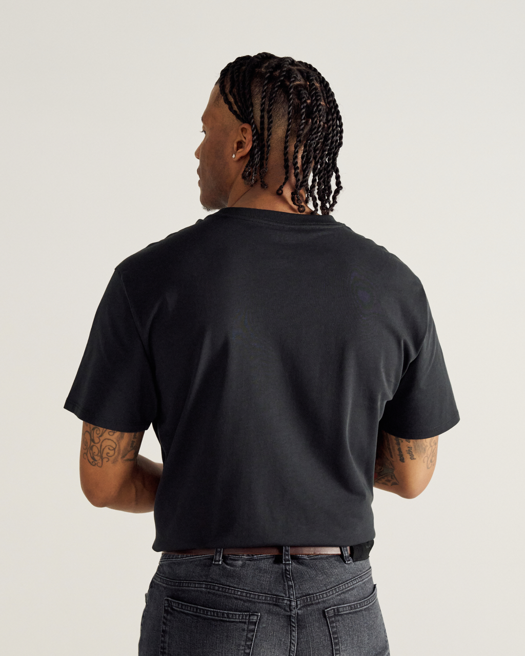 Men's Standard Issue Pocket Tee - Black Cotton