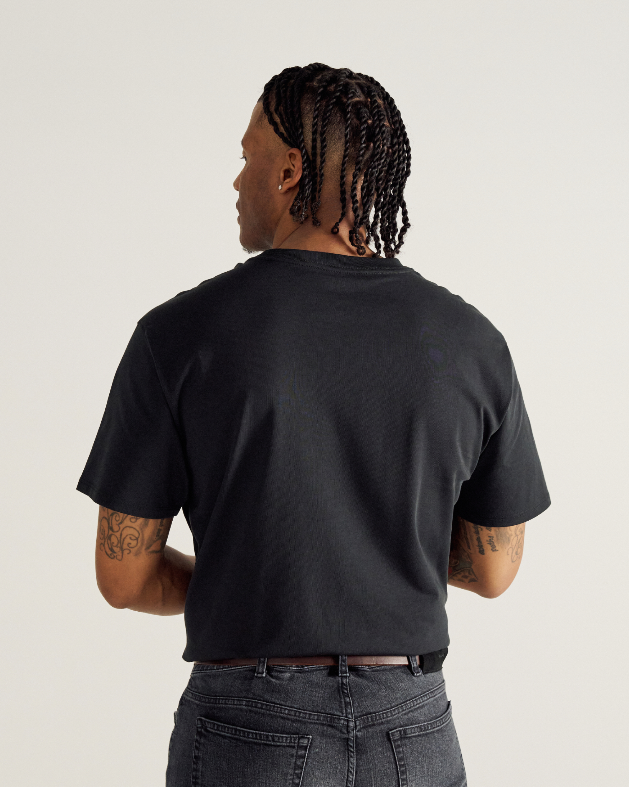 Men's Standard Issue Pocket Tee - Black Cotton