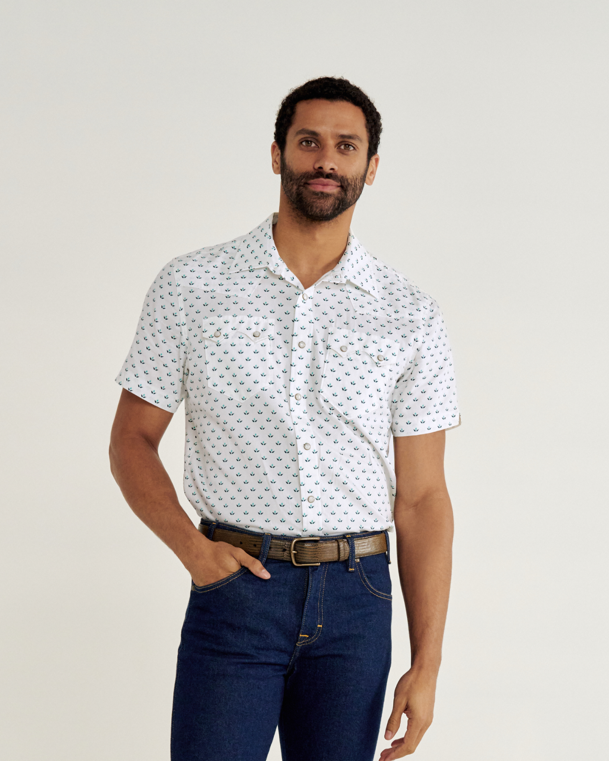Men's Sawtooth Short Sleeve Pearl Snap - White Blue Cotton