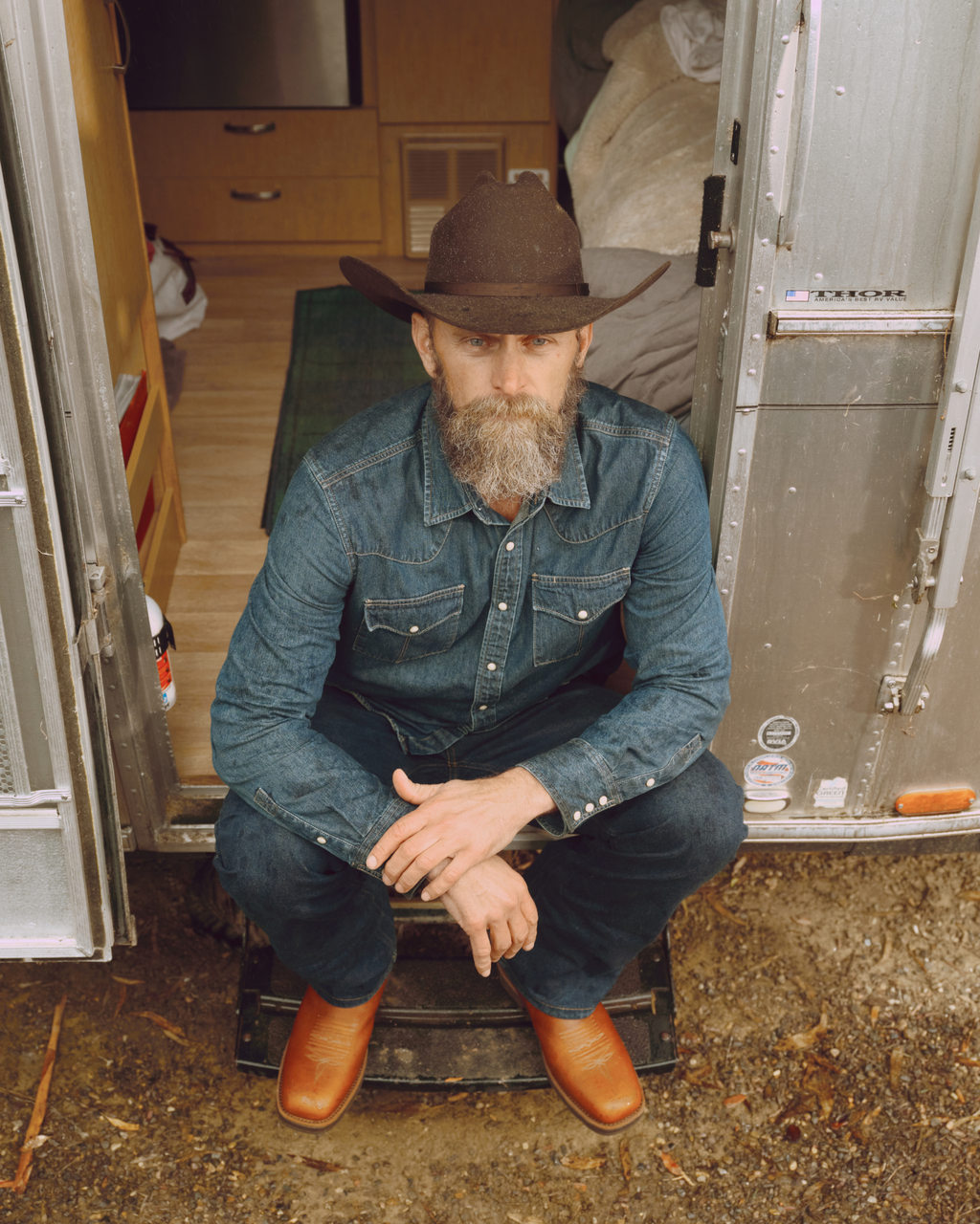 The Rugged Square Toe - Saddle Cowhide