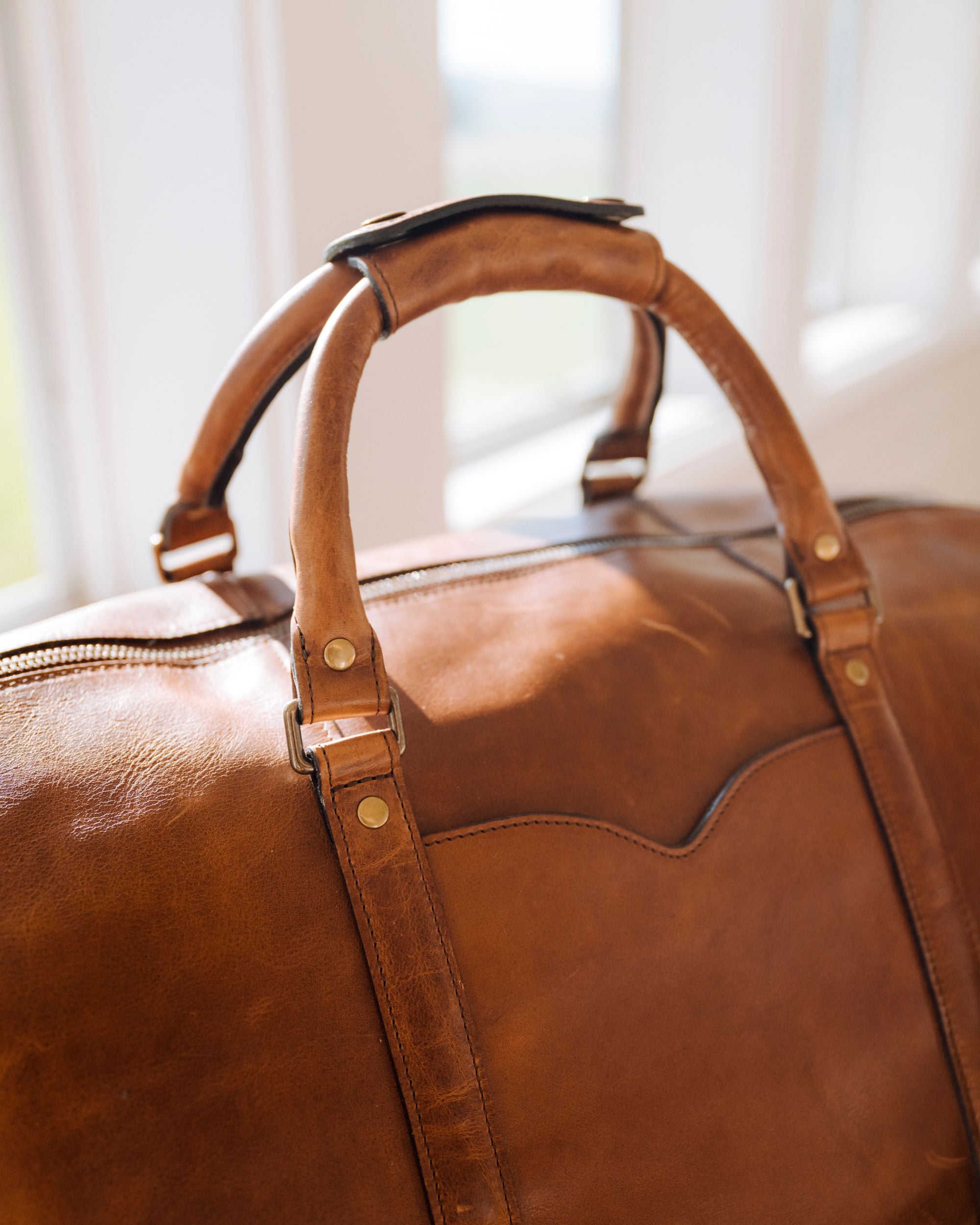 Bartlett Large Weekender - Cognac Cowhide