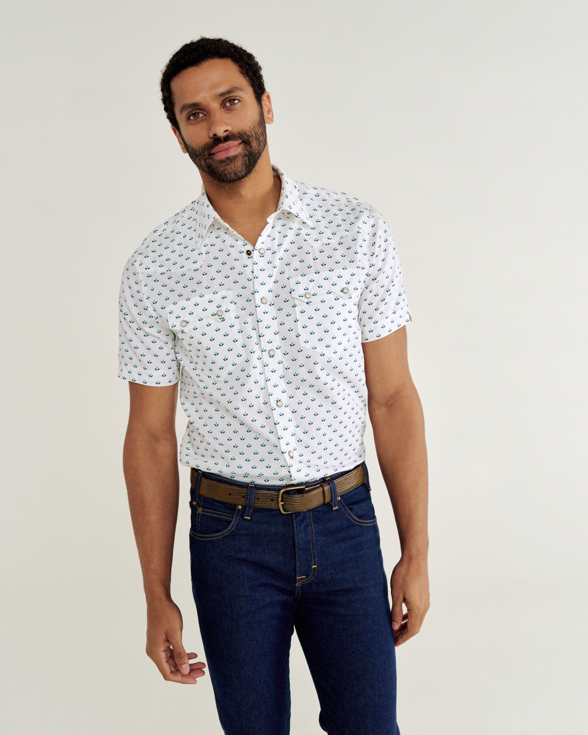 Men's Classic Fit Vintage Weight Sawtooth Short Sleeve Pearl Snap - White Blue Cotton