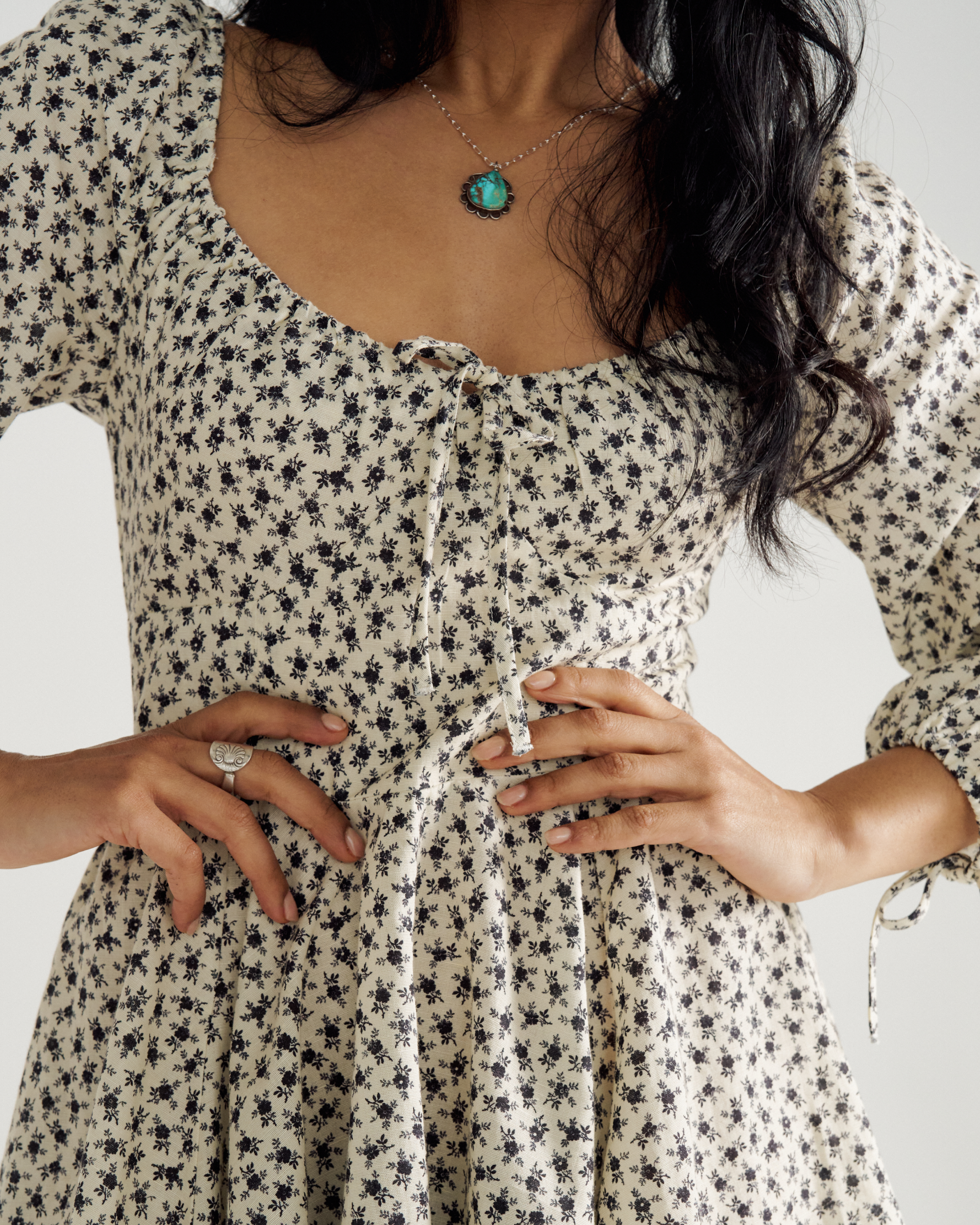 Women's Long Sleeve Mini Dress - Cream Black Cotton Blend