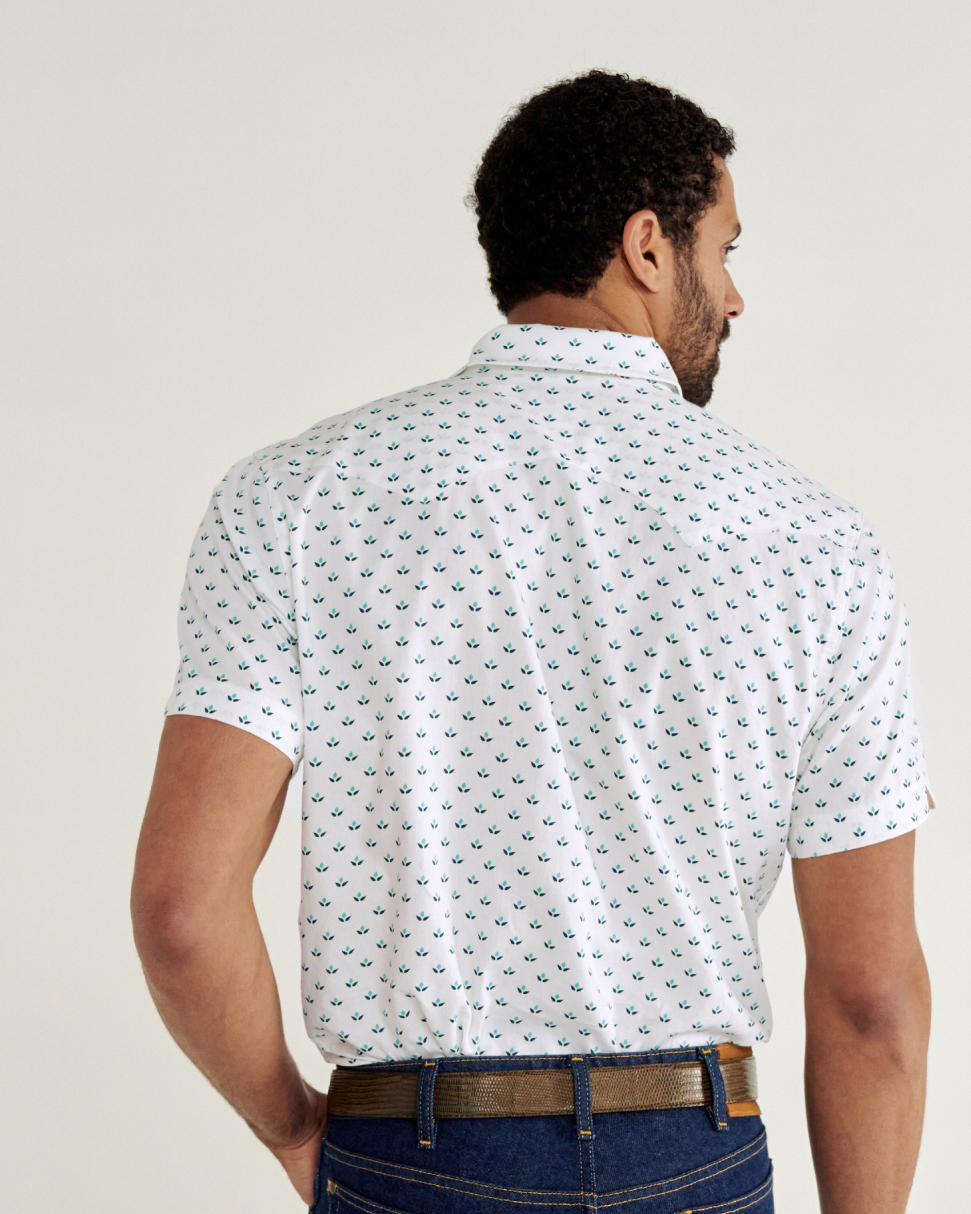 Men's Sawtooth Short Sleeve Pearl Snap - White Blue Cotton
