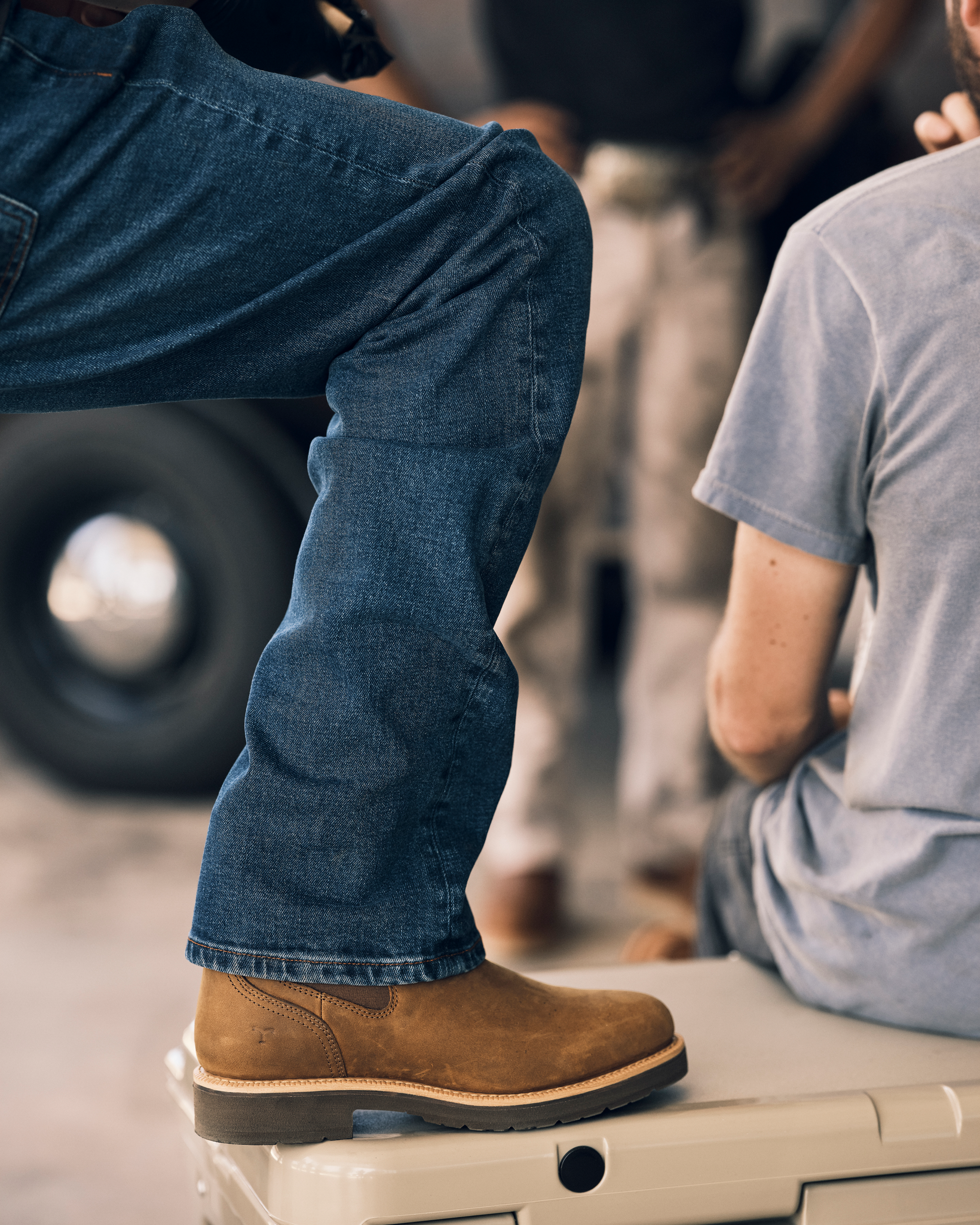 The Rugged Chelsea - Light Tobacco Cowhide