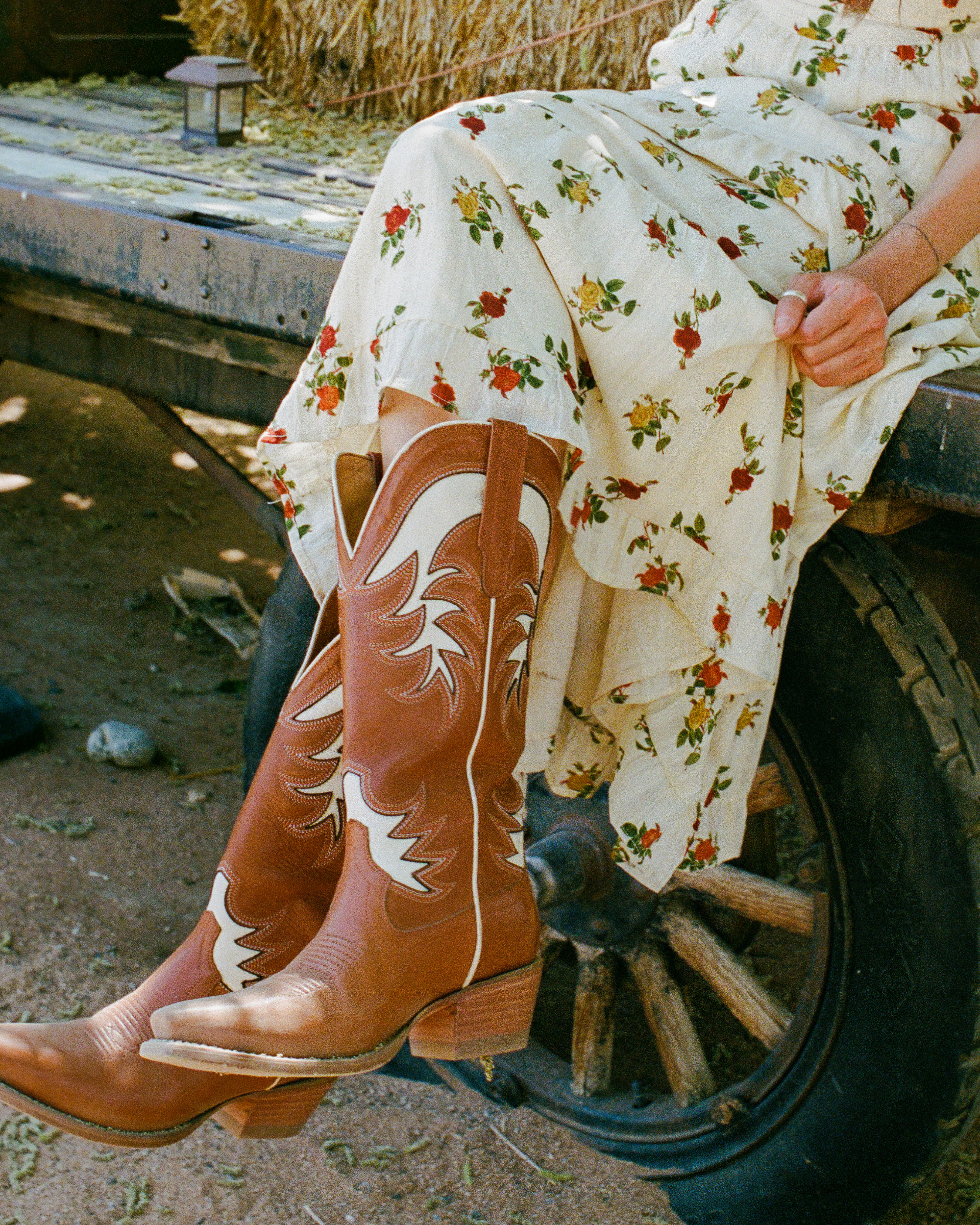 The Annie - Pecan Bone Cowhide