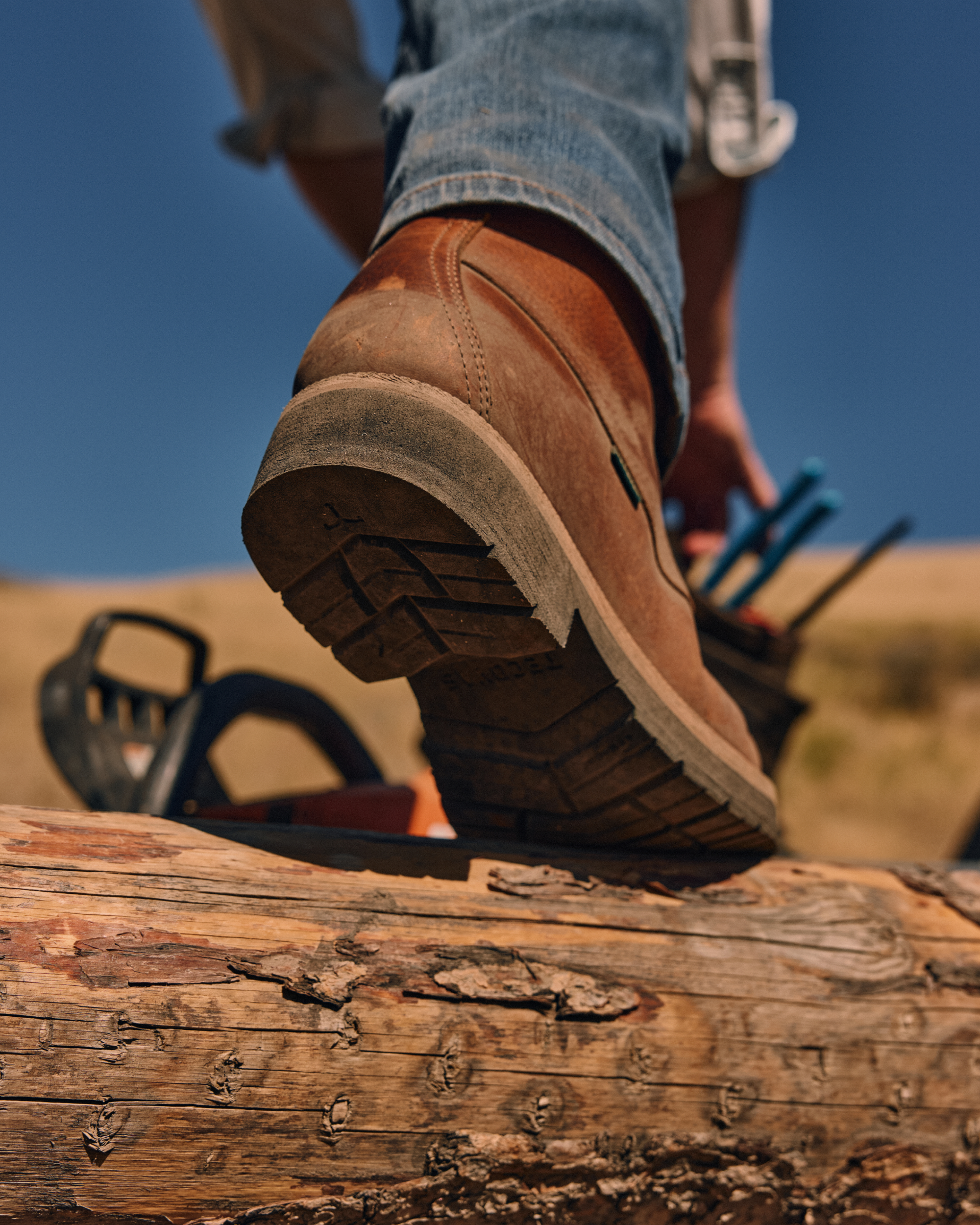 The Rugged Moc - Saddle Cowhide