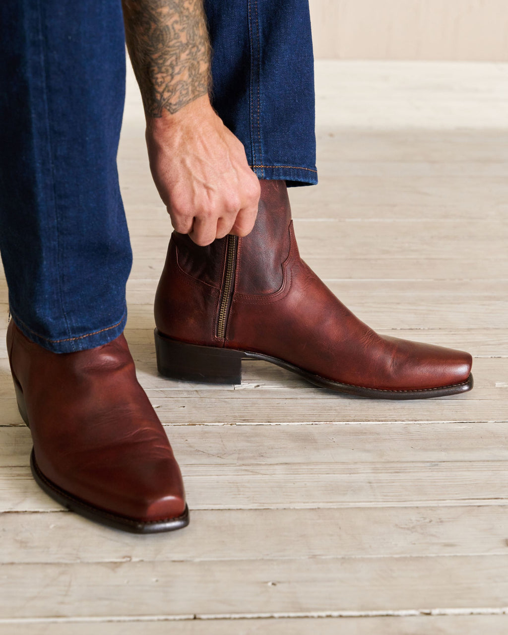 The Jack - Cognac Cowhide