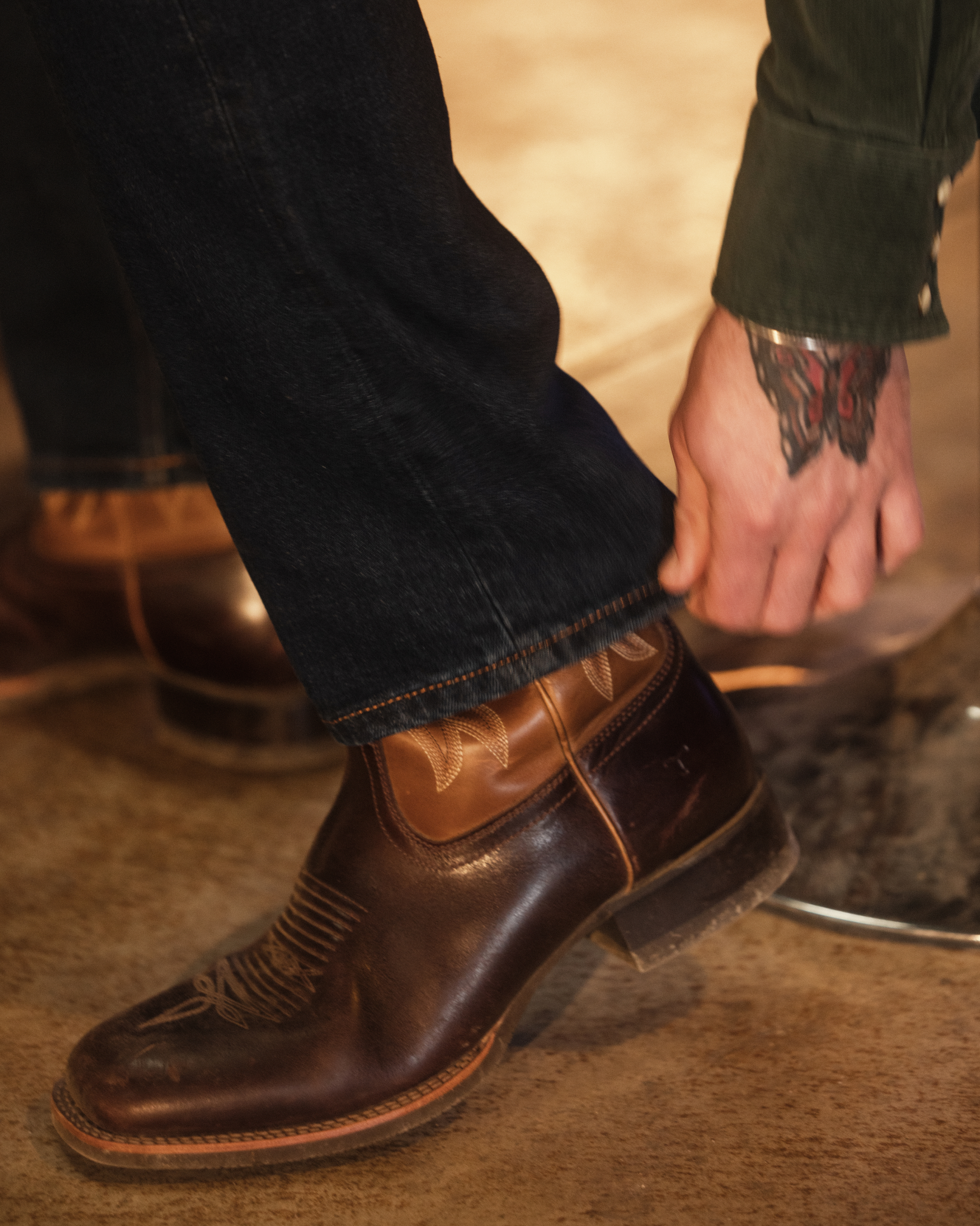 The Dusty - Chocolate Sawdust Cowhide