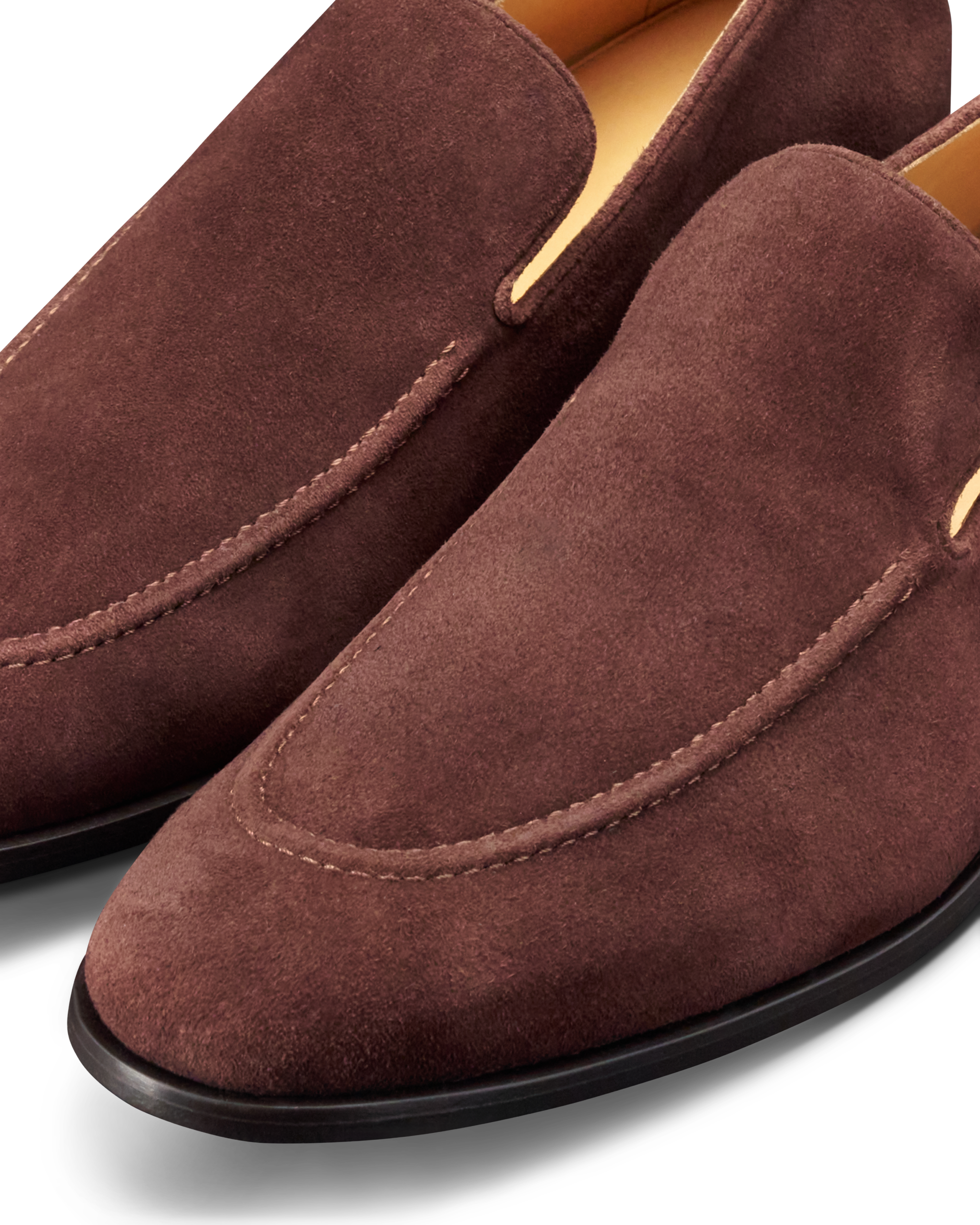 The Bennett - Earth Deerskin Roughout