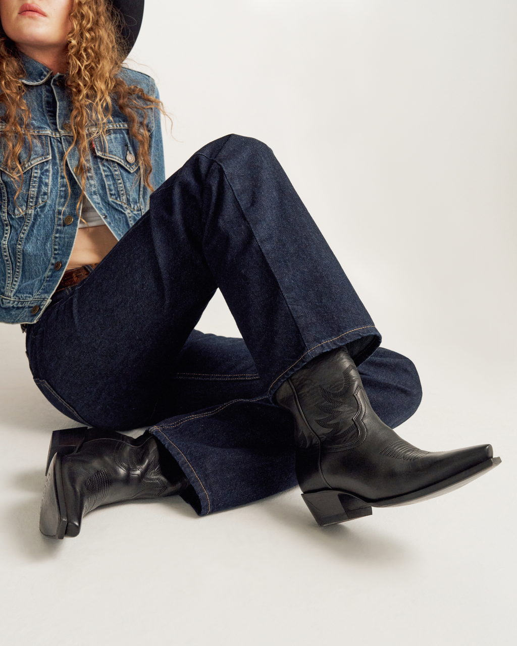 The Annie - Midnight Cowhide