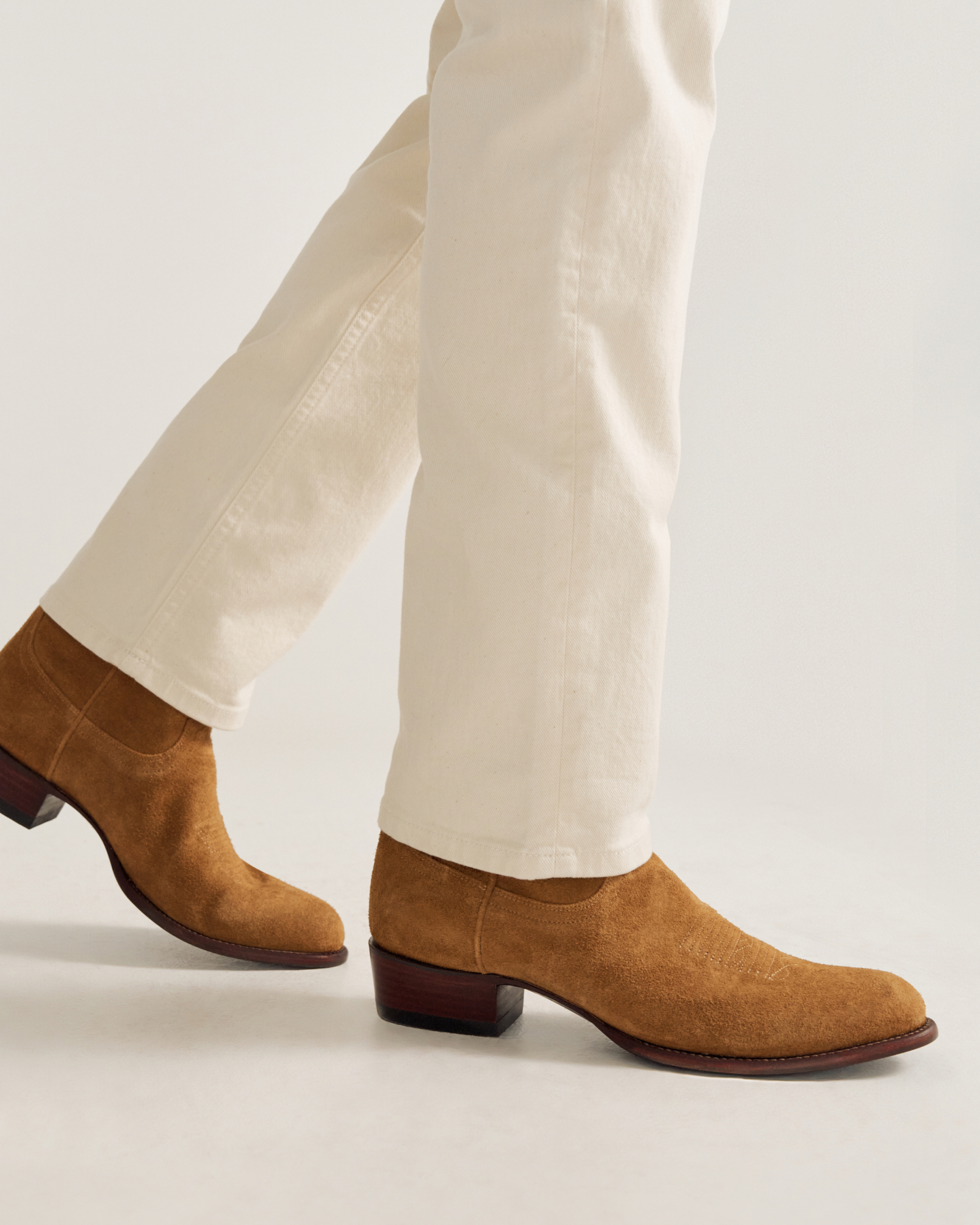 The Johnny - Honey Suede