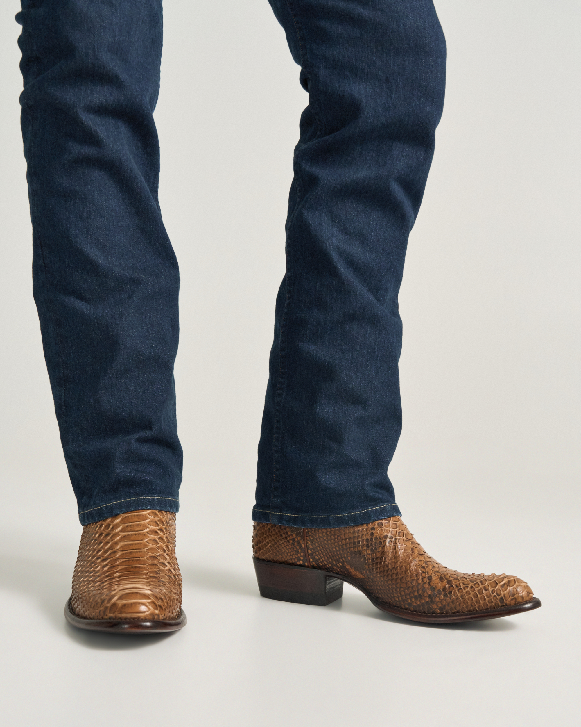 The Cartwright Craft - Saddle Python