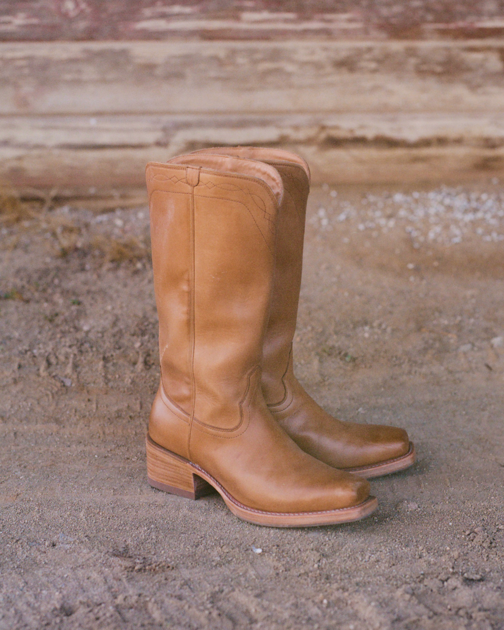 The Charlie - Camel Cowhide