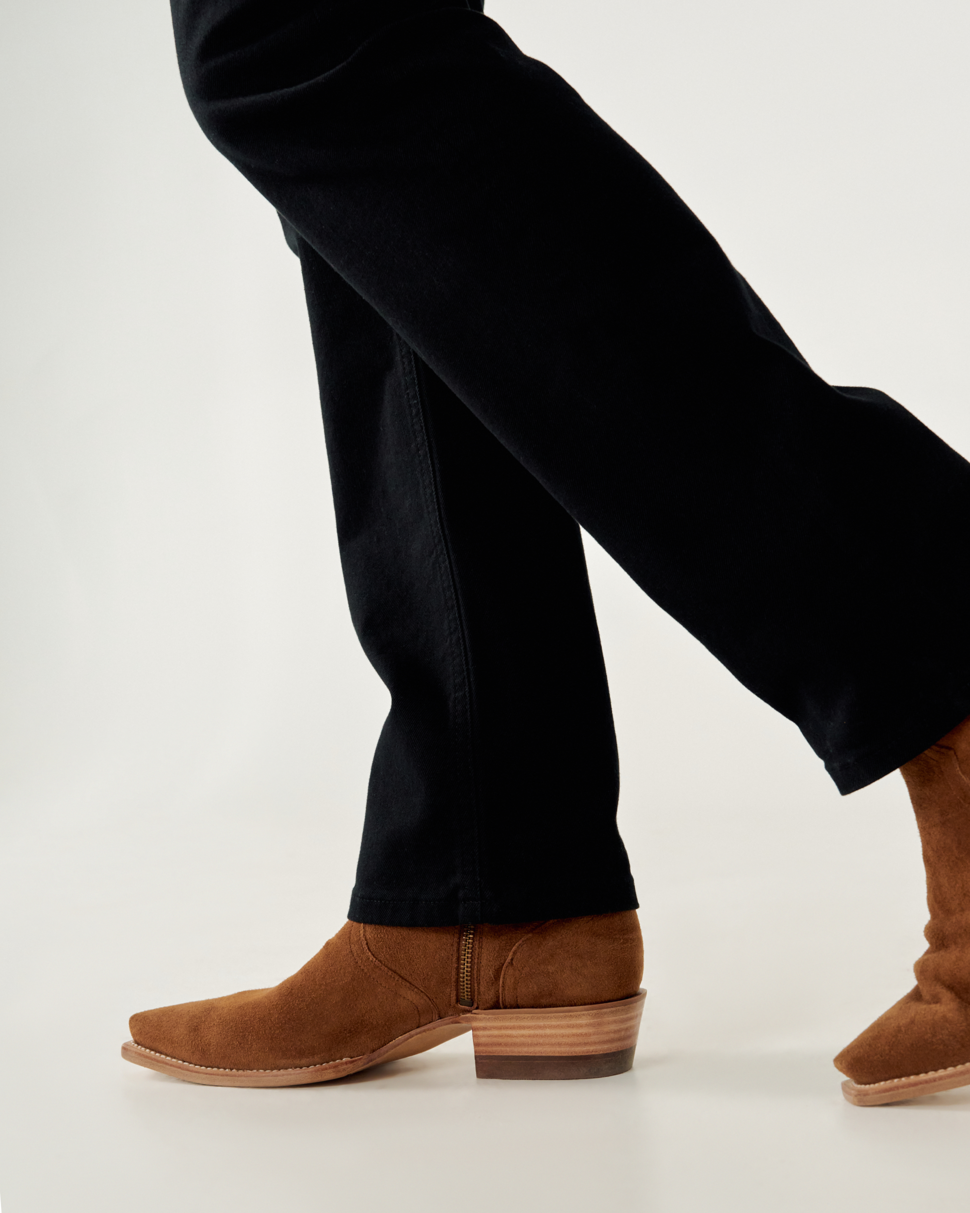 The Blaze - Honey Deerskin Roughout