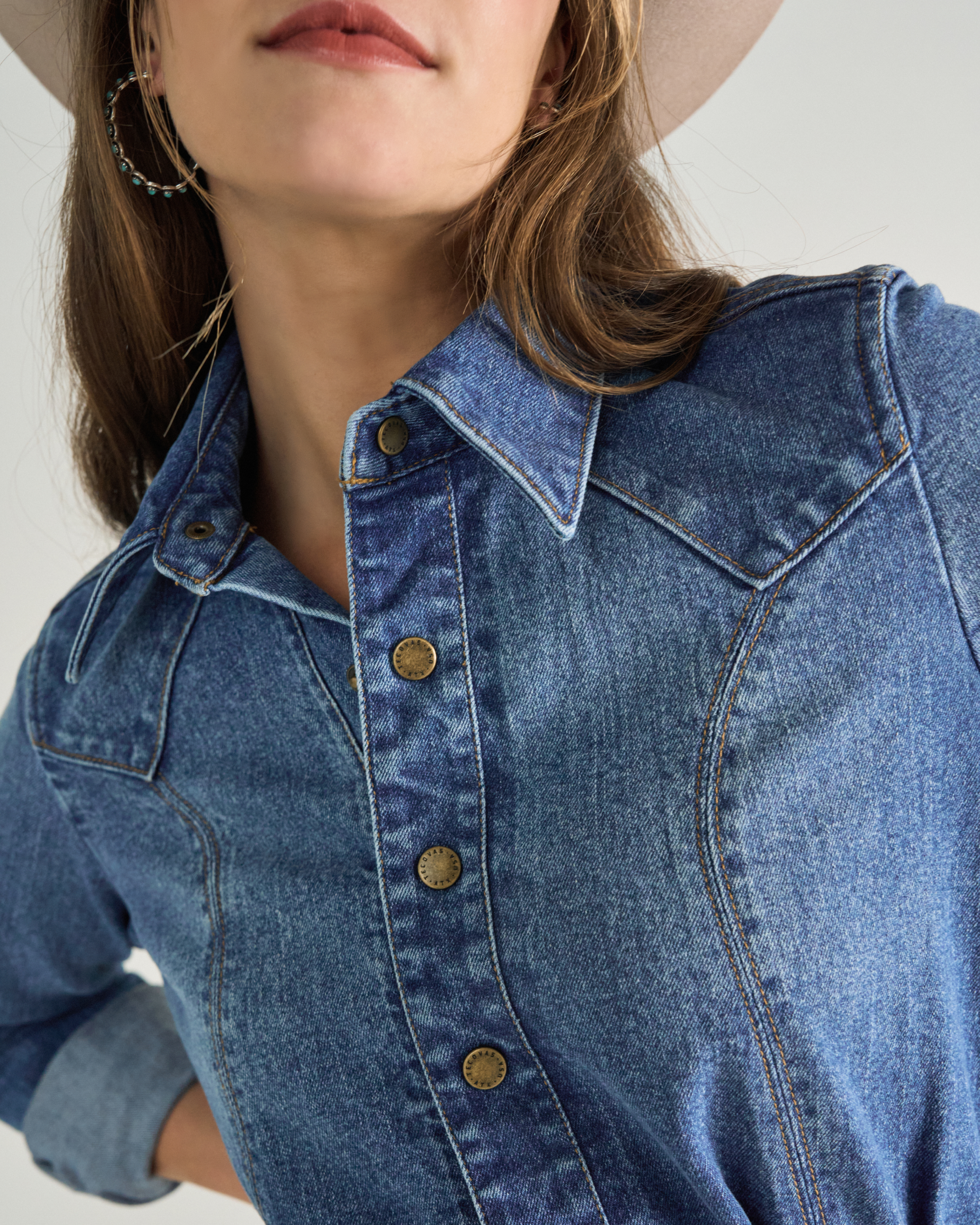 Women's Long Sleeve Denim Midi Dress - Medium Wash Denim