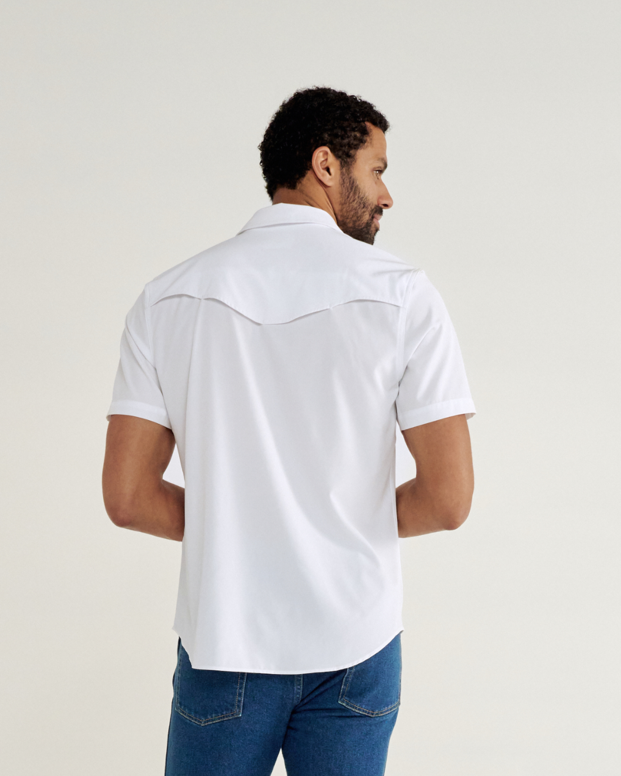 Men's Performance Short Sleeve Western Pearl Snap - Classic Fit - White Performance