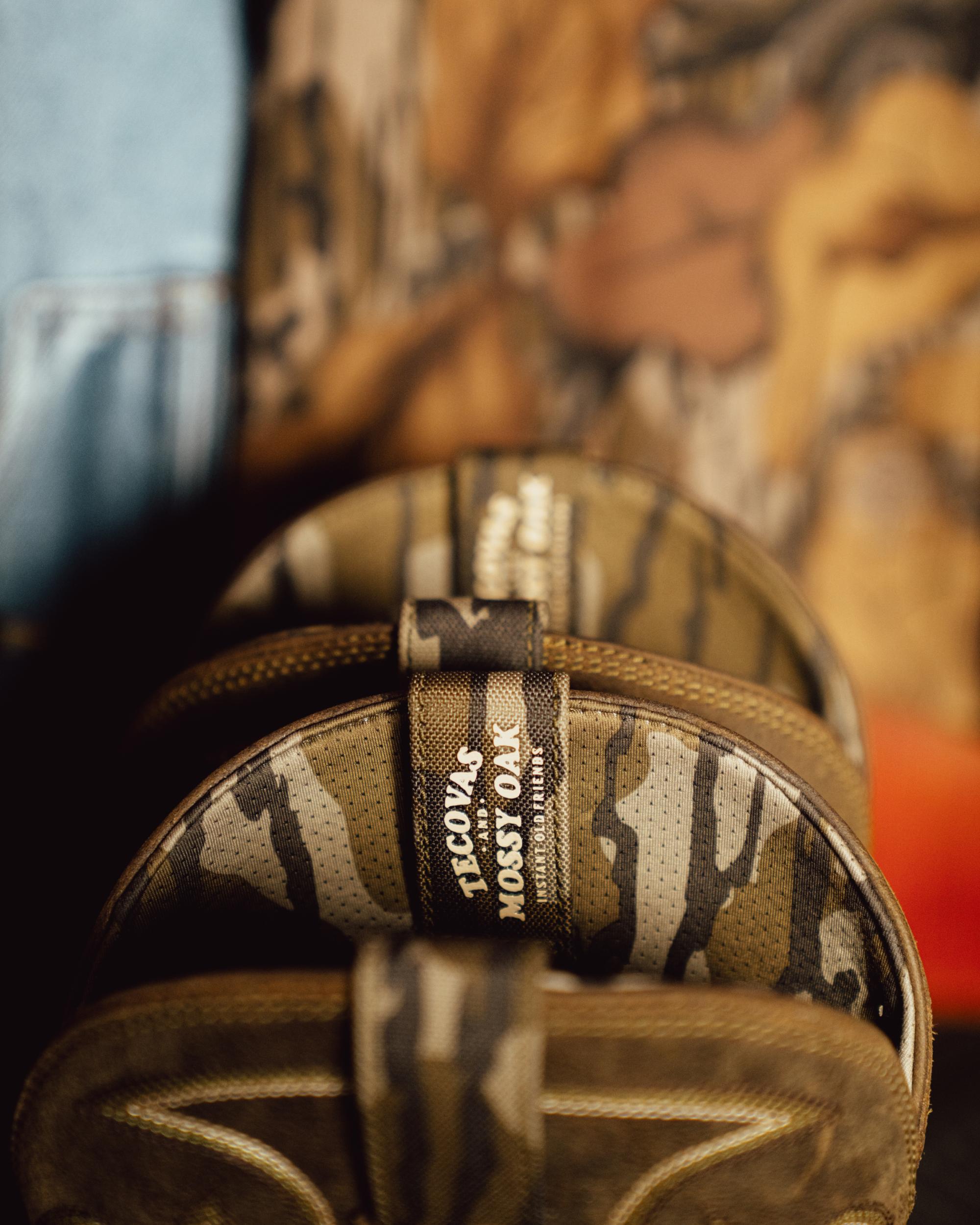 Tecovas x Mossy Oak Buck - Canteen Cowhide
