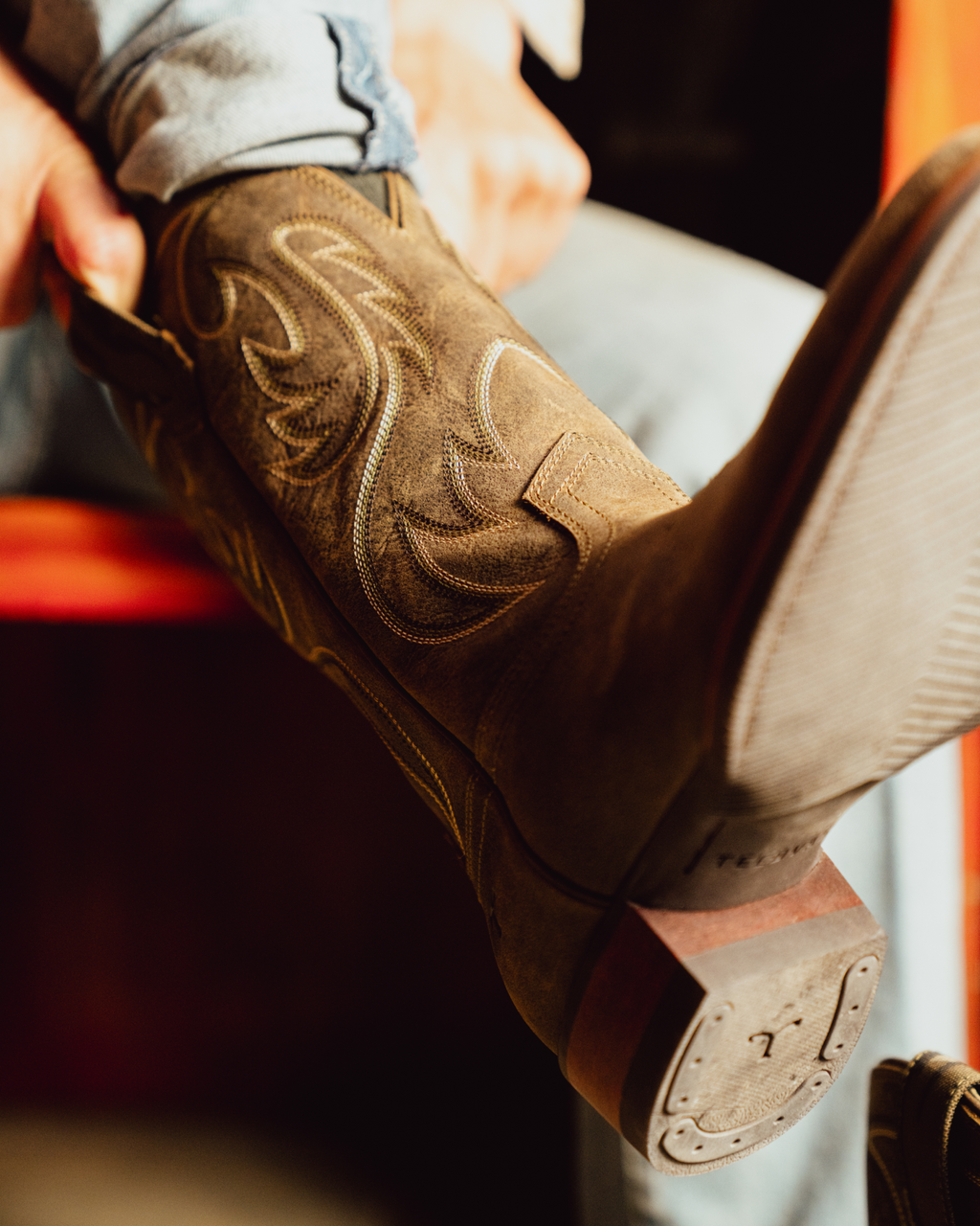 Tecovas x Mossy Oak Buck - Canteen Cowhide