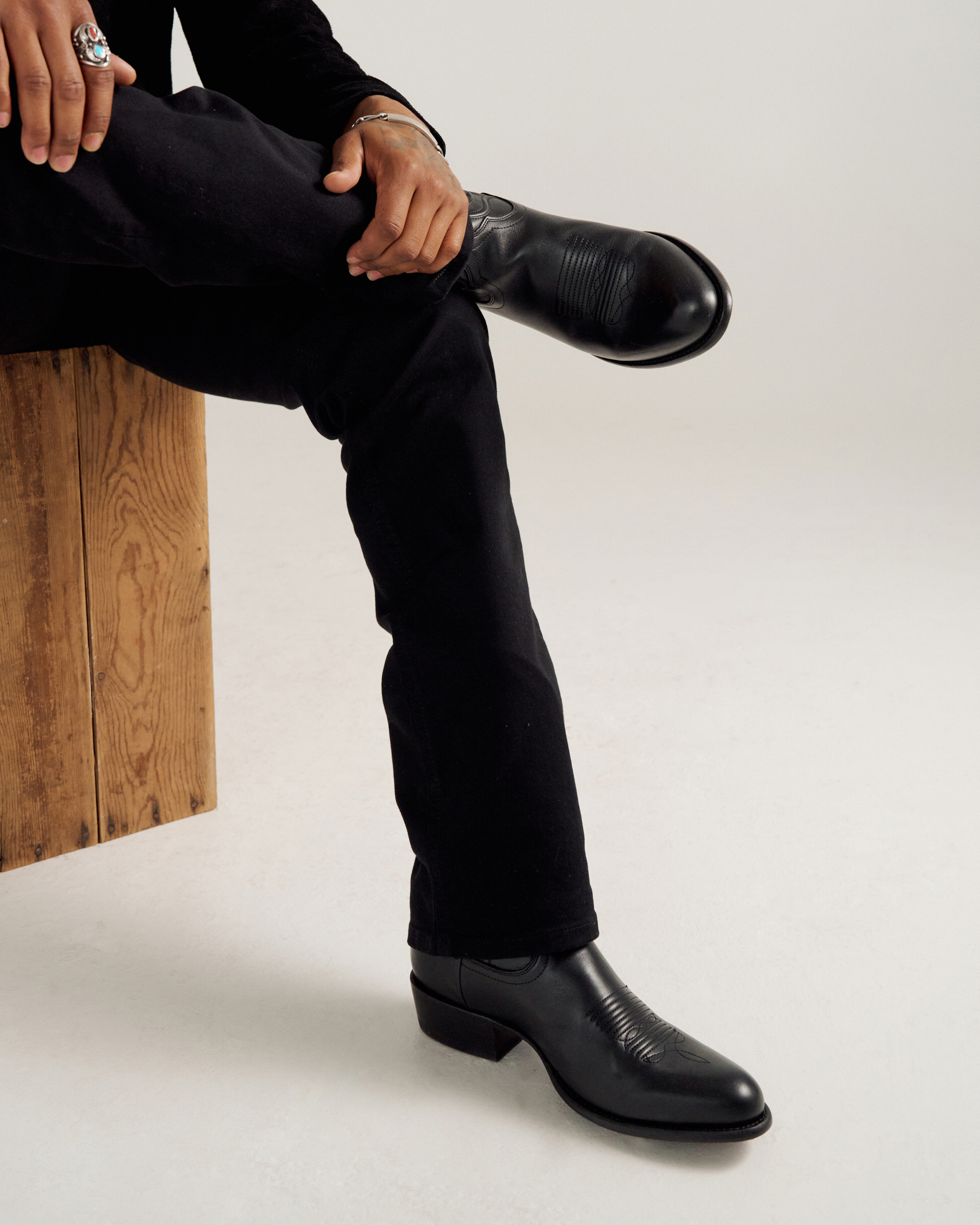 The Cartwright - Midnight Cowhide