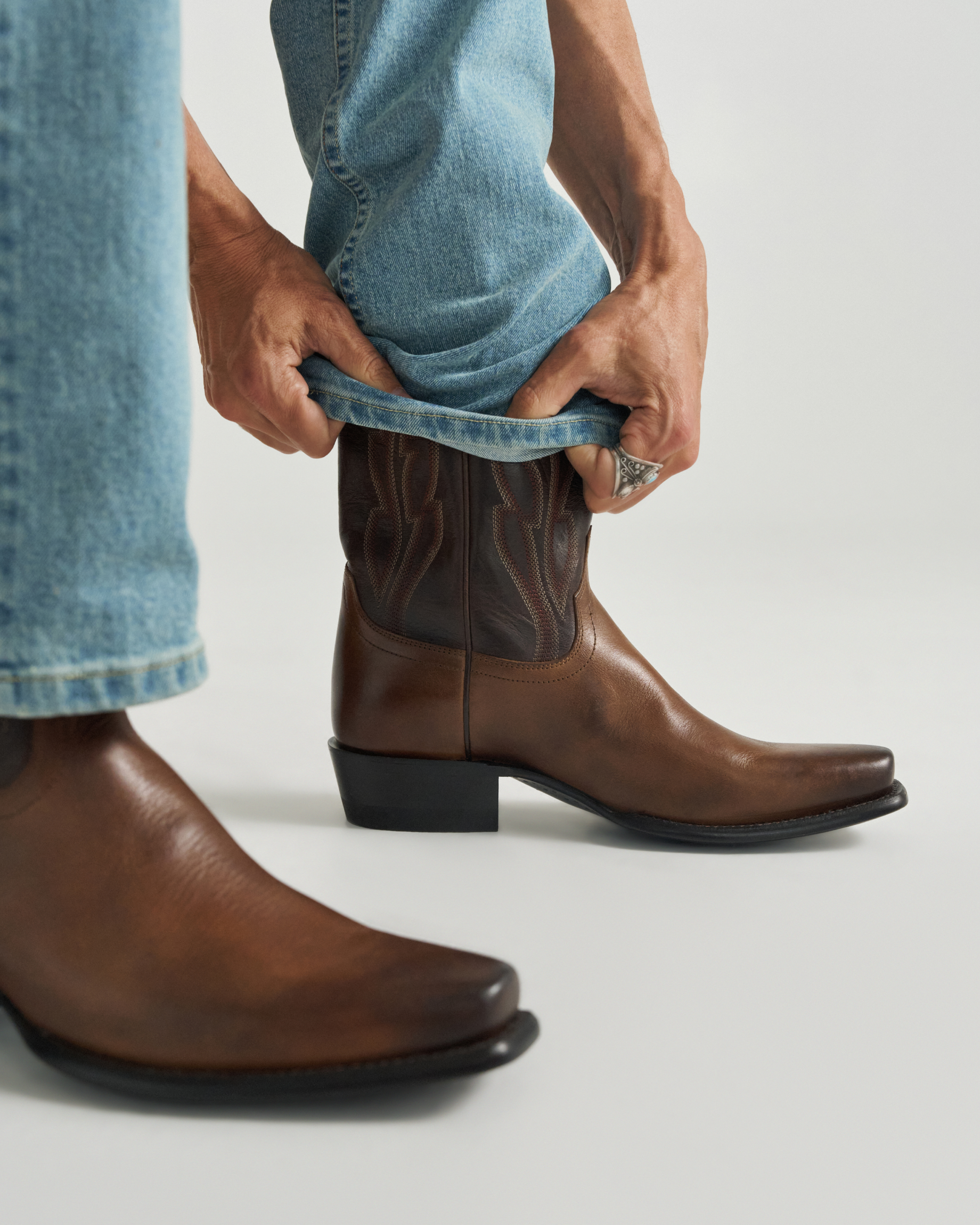 The Warren - Vintage Tan Cowhide